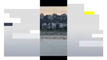 Al menos 10 muertos, incluyendo uno de los autores, y varios heridos en un tiroteo en Bondi Beach, la playa más famosa de Sídney Al menos 10 muertos, incluyendo uno de los autores, y varios heridos en un tiroteo en Bondi Beach, la playa más famosa de Sídney