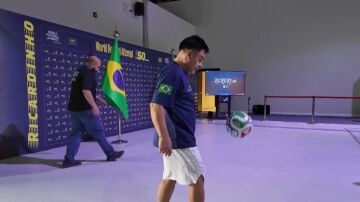 Ricardinho haciendo su r&eacute;cord