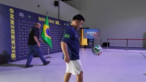 Ricardinho haciendo su r&eacute;cord