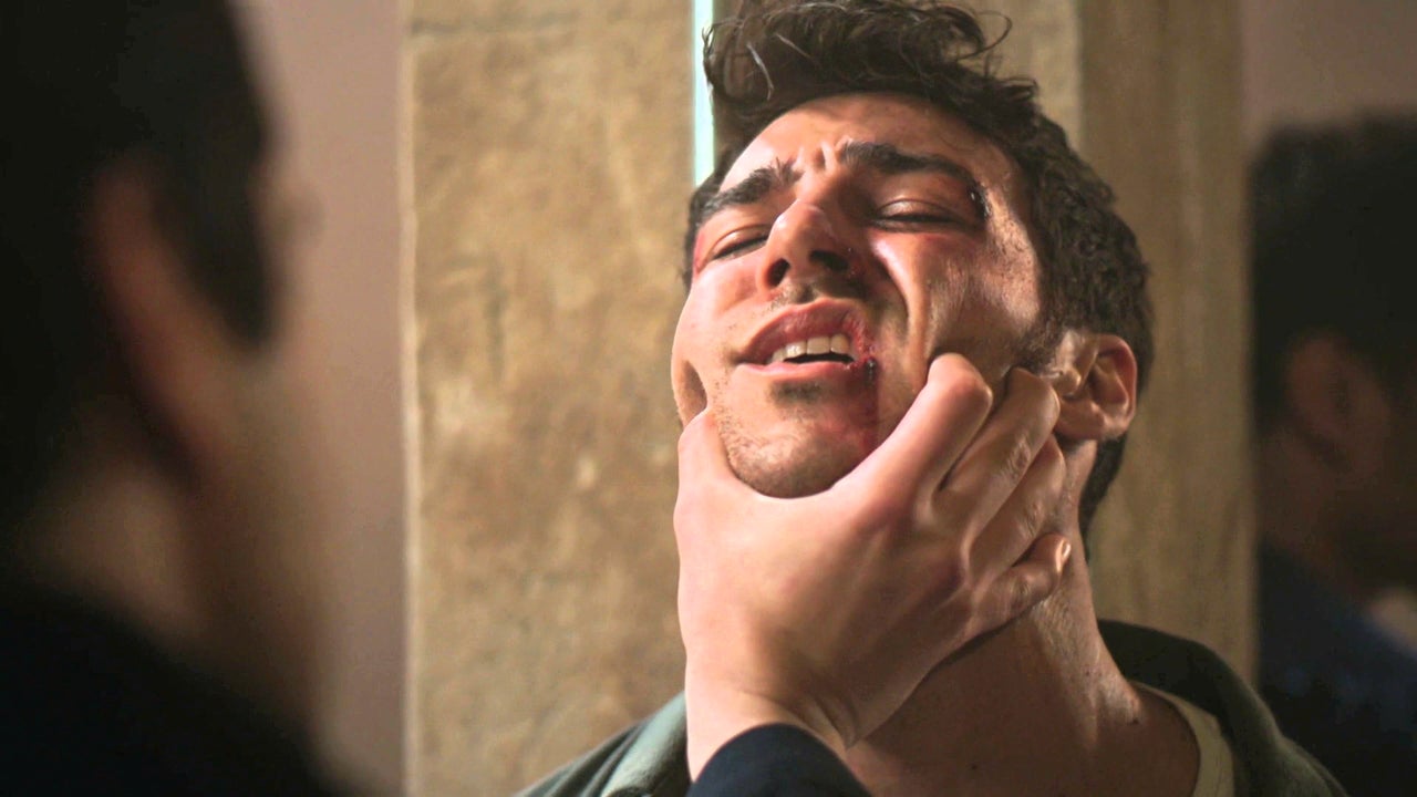 Kazim tortura sin piedad a Serter y Doruk en su desesperada búsqueda de Seyran Kazim tortura sin piedad a Serter y Doruk en su desesperada búsqueda de Seyran