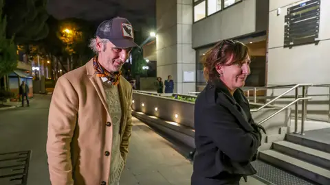 Ernesto y Malena Alterio en el último adiós a su padre Ernesto y Malena Alterio en el último adiós a su padre