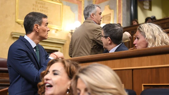 Imagen de Santos Cerdán y de Pedro Sánchez Imagen de Santos Cerdán y de Pedro Sánchez