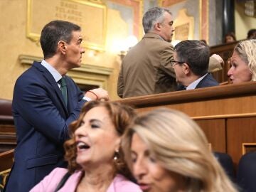 Imagen de Santos Cerd&aacute;n y de Pedro S&aacute;nchez 