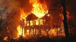 Imagen de un incendio en una vivienda