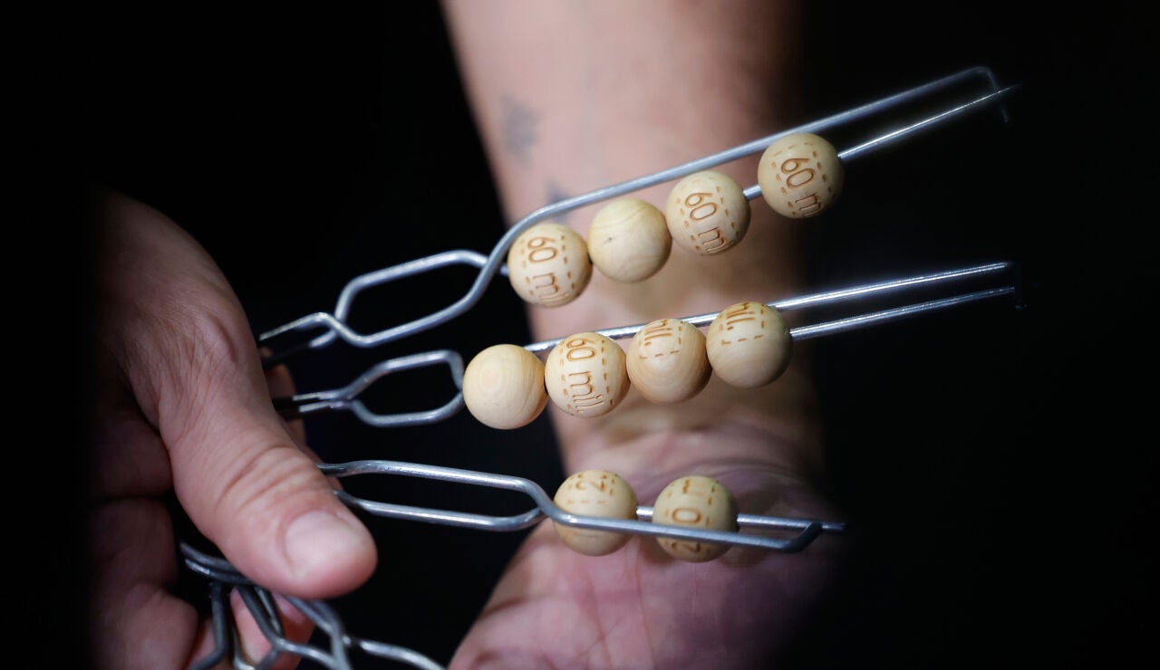 Llegan los bombos para el Sorteo Extraordinario de Navidad al Teatro Real de Madrid