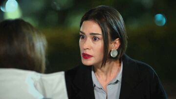 La doble vida de Parla, al descubierto: Rengin la desenmascara al enterarse de que no est&aacute; estudiando Medicina