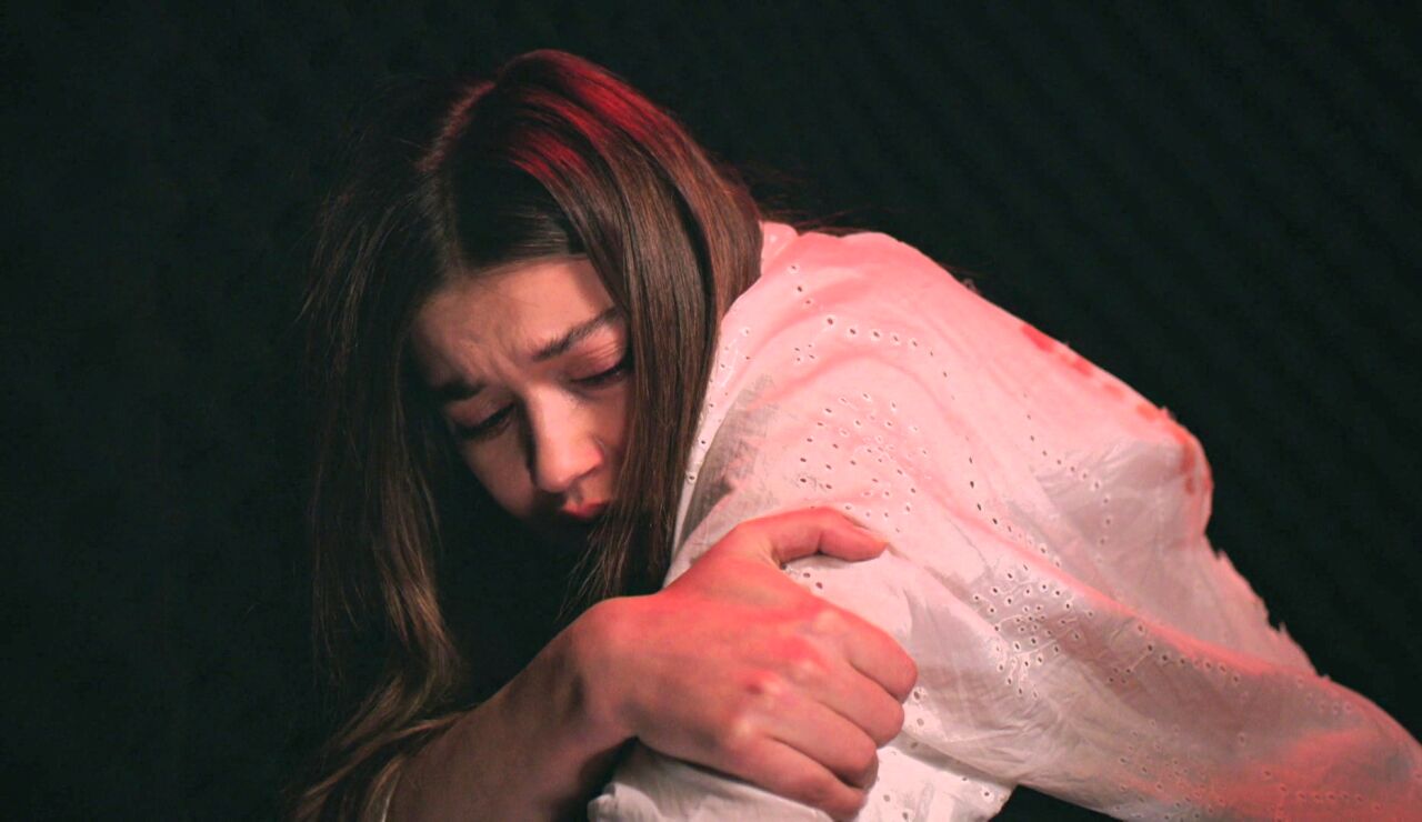 La escena m&aacute;s escalofriante del secuestro: Akin convierte el dolor de su madre en una condena para Seyran