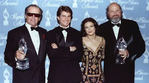 Jack Nicholson, Tom Cruise, Demi Moore y el director Rob Reiner en los People's Choice de 1992 Jack Nicholson, Tom Cruise, Demi Moore y el director Rob Reiner en los People's Choice de 1992