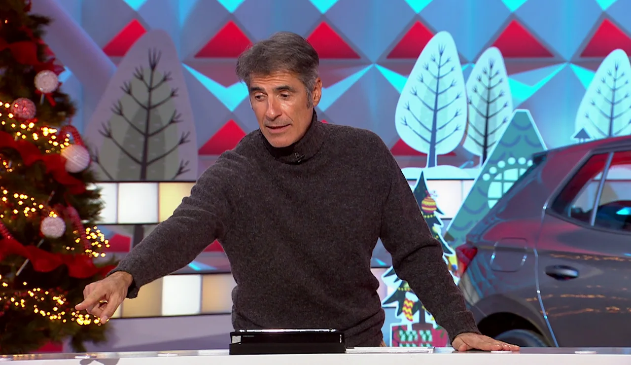 “¡Llevas todo el programa sin escucharme!”, el comentario de Jorge Fernández a Jacobo