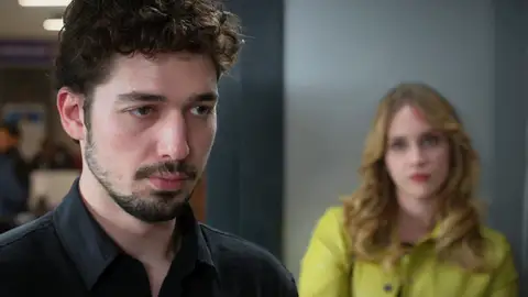 Uras se echa atrás en comisaría: retira la denuncia contra Seren en el último segundo Uras se echa atrás en comisaría: retira la denuncia contra Seren en el último segundo