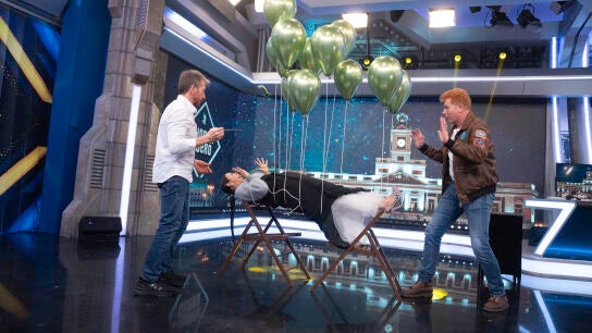 La sorpresa del mago Yunke para Cristina Pedroche: &iexcl;consigue que vuele en El Hormiguero!