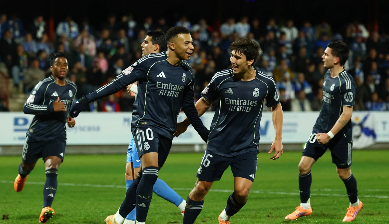 Kylian Mbappé celebra el primer gol ante el CF Talavera de la Reina