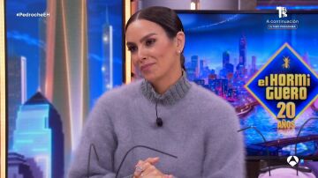 Pablo Motos, Trancas y Barrancas acorralan a Cristina Pedroche con sus preguntas sobre el vestido: "Prefiero no contestar" Pablo Motos, Trancas y Barrancas acorralan a Cristina Pedroche con sus preguntas sobre el vestido: "Prefiero no contestar"