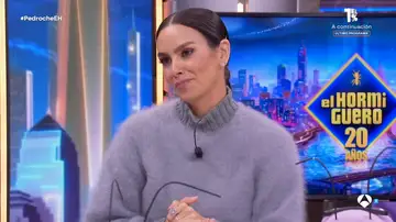 Pablo Motos, Trancas y Barrancas acorralan a Cristina Pedroche con sus preguntas sobre el vestido: "Prefiero no contestar" Pablo Motos, Trancas y Barrancas acorralan a Cristina Pedroche con sus preguntas sobre el vestido: "Prefiero no contestar"