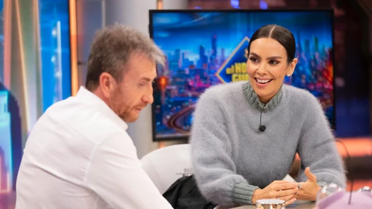 Cristina Pedroche aclara cómo decidió hacerse el vestido con su propia leche materna: "Tuve un posparto malo" Cristina Pedroche aclara cómo decidió hacerse el vestido con su propia leche materna: "Tuve un posparto malo"