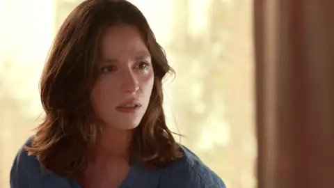 Amanda descubre que Octavio no está enfermo y vuelca todo su odio contra él: “¡No quiero ser más tu hija!” Amanda descubre que Octavio no está enfermo y vuelca todo su odio contra él: “¡No quiero ser más tu hija!”