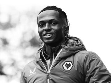 El delantero Ethan McLeod