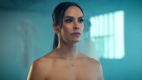 "Lo voy a hacer": Cristina Pedroche adelanta nuevas pistas sobre su vestido de las Campanadas en sus redes sociales "Lo voy a hacer": Cristina Pedroche adelanta nuevas pistas sobre su vestido de las Campanadas en sus redes sociales