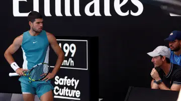 Alcaraz y Ferrero conversan en el Open de Australia 2025 Alcaraz y Ferrero conversan en el Open de Australia 2025