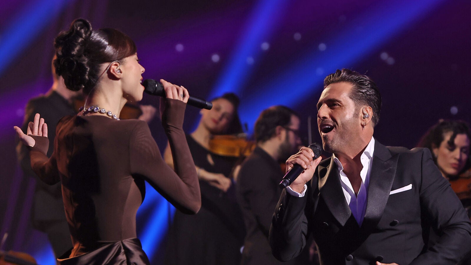 David Bustamante sorprende en La Voz y canta con Audrey ‘Sé’ 