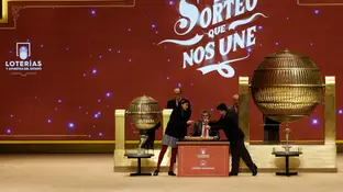 Imagen del sorteo de Lotería de Navidad en el Teatro Real Imagen del sorteo de Lotería de Navidad en el Teatro Real