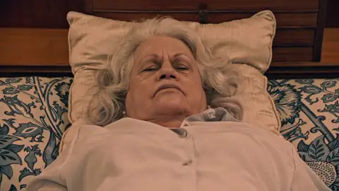 ¿Culpable de la muerte de su madre? Gabriel pudo salvarle la vida, pero no lo hizo ¿Culpable de la muerte de su madre? Gabriel pudo salvarle la vida, pero no lo hizo