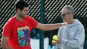 Carlos Alcaraz y Samu López en un entrenamiento en Murcia Carlos Alcaraz y Samu López en un entrenamiento en Murcia