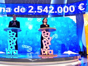 El periodista que ha dejado a Rosa rozando el hist&oacute;rico bote de 2.542.000 euros en Pasapalabra