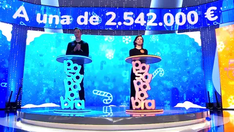 El periodista que ha dejado a Rosa rozando el histórico bote de 2.542.000 euros en Pasapalabra El periodista que ha dejado a Rosa rozando el histórico bote de 2.542.000 euros en Pasapalabra