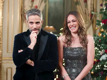El lío navideño de Roberto Leal y Eva González con el mundo Elfo: "Ya vamos a tener problemas" El lío navideño de Roberto Leal y Eva González con el mundo Elfo: "Ya vamos a tener problemas"