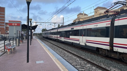 Tren Cercanías Tren Cercanías