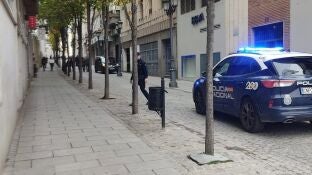 La Diputaci&oacute;n de Badajoz desaloja a sus empleados tras recibir un "paquete sospechoso con cables visibles"