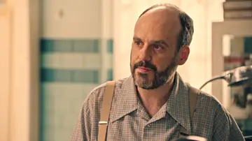 Manuela y Luz organizan una encerrona a Gaspar para que se someta a las pruebas médicas Manuela y Luz organizan una encerrona a Gaspar para que se someta a las pruebas médicas