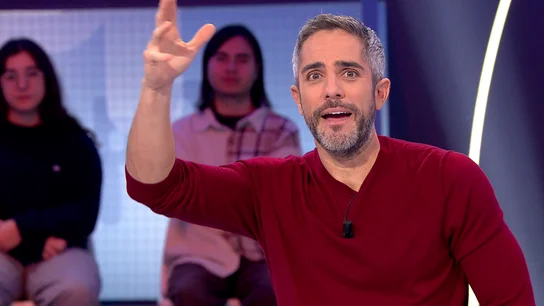 Desconcierto en Pasapalabra: el motivo por el que Roberto Leal se disculpa con Rosa Desconcierto en Pasapalabra: el motivo por el que Roberto Leal se disculpa con Rosa