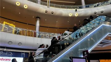 Imagen de archivo del centro comercial de Marineda, A Coru&ntilde;a.