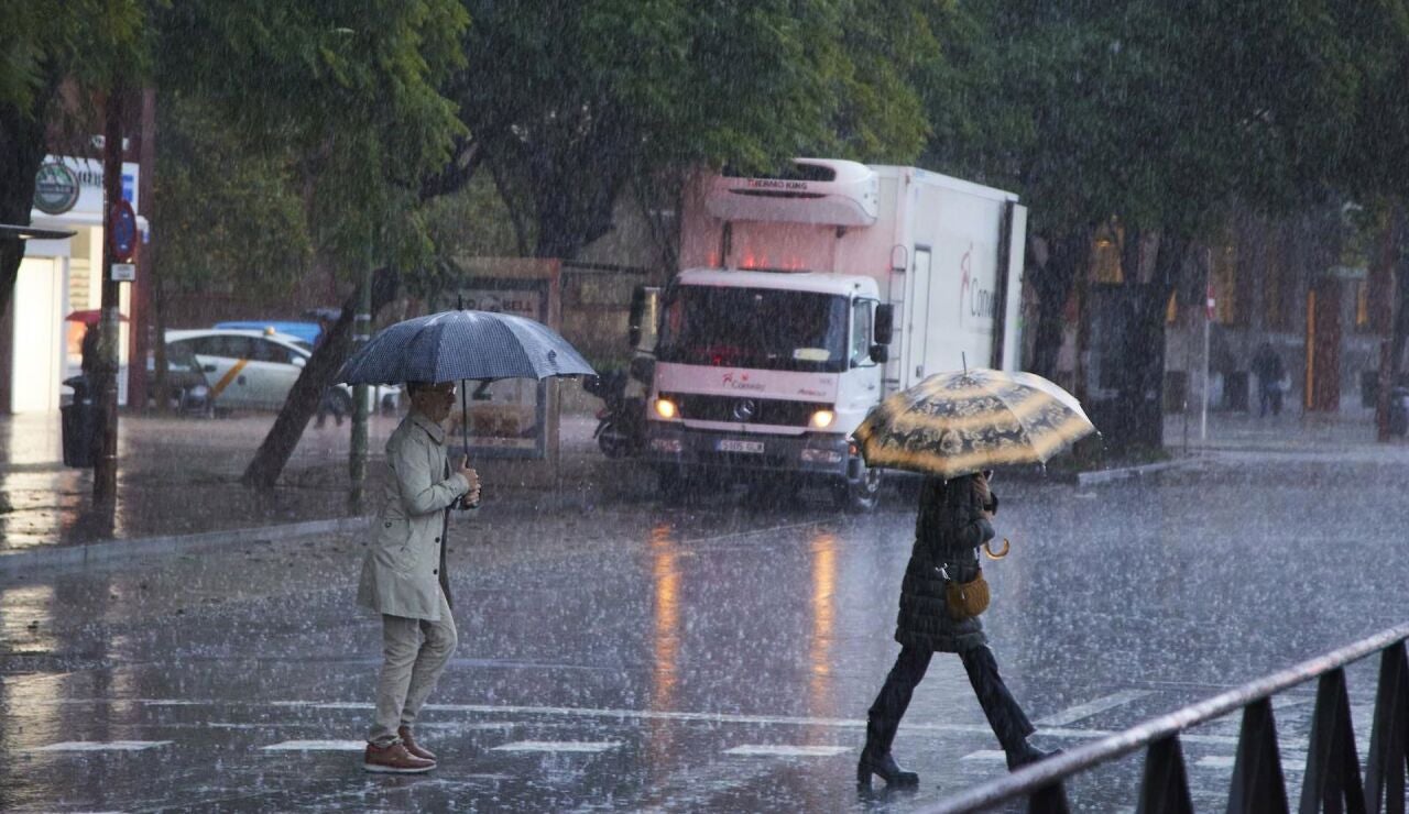 Imagen de archivo de las lluvias en M&aacute;laga.