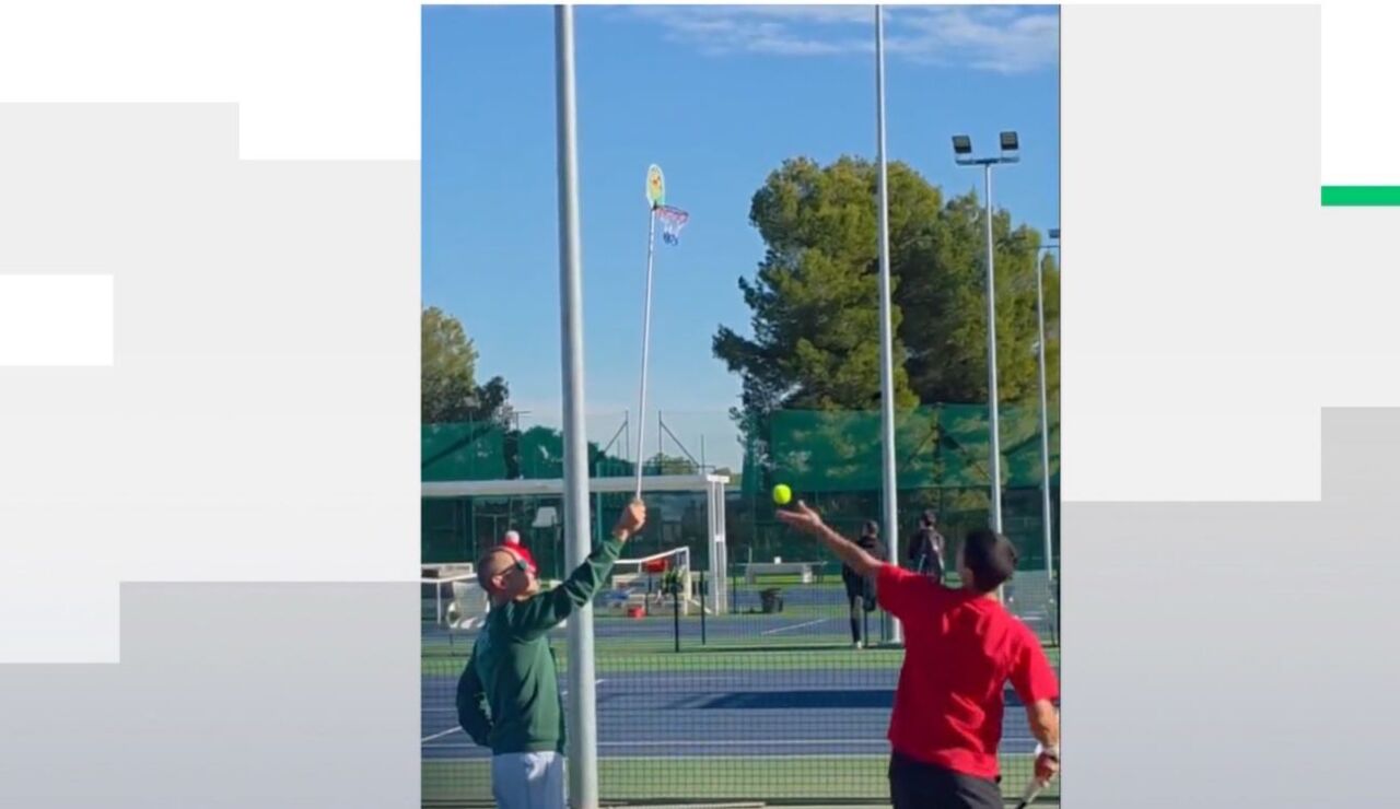 Alcaraz entrenando de cara al Open de Australia 2026