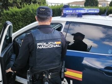 Agente de la Polic&iacute;a Nacional