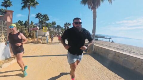 Mario corriendo una carrera