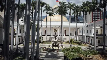 Liberados los 14 periodistas detenidos en la sesión inaugural de la nueva Asamblea Nacional venezolana Liberados los 14 periodistas detenidos en la sesión inaugural de la nueva Asamblea Nacional venezolana