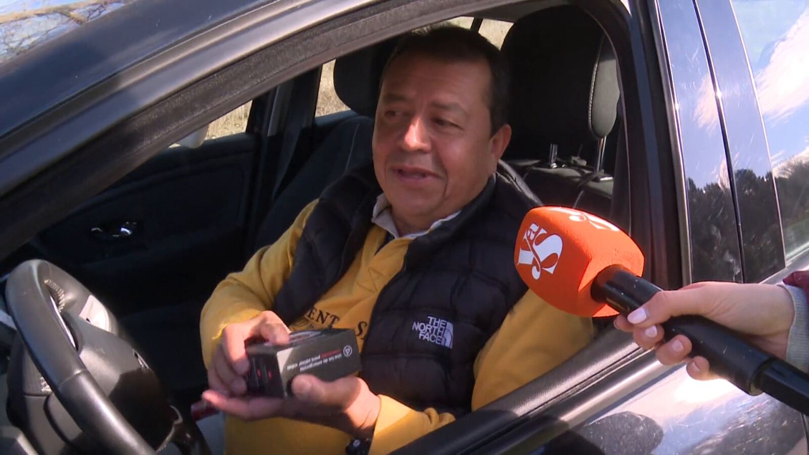 Baliza V16 inactiva, conductor localizado: 