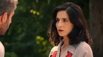 Andrés convence a Isabel para que declare contra Gabriel y descubre que él ya estaba compinchado con Jesús para arruinar la fábrica Andrés convence a Isabel para que declare contra Gabriel y descubre que él ya estaba compinchado con Jesús para arruinar la fábrica