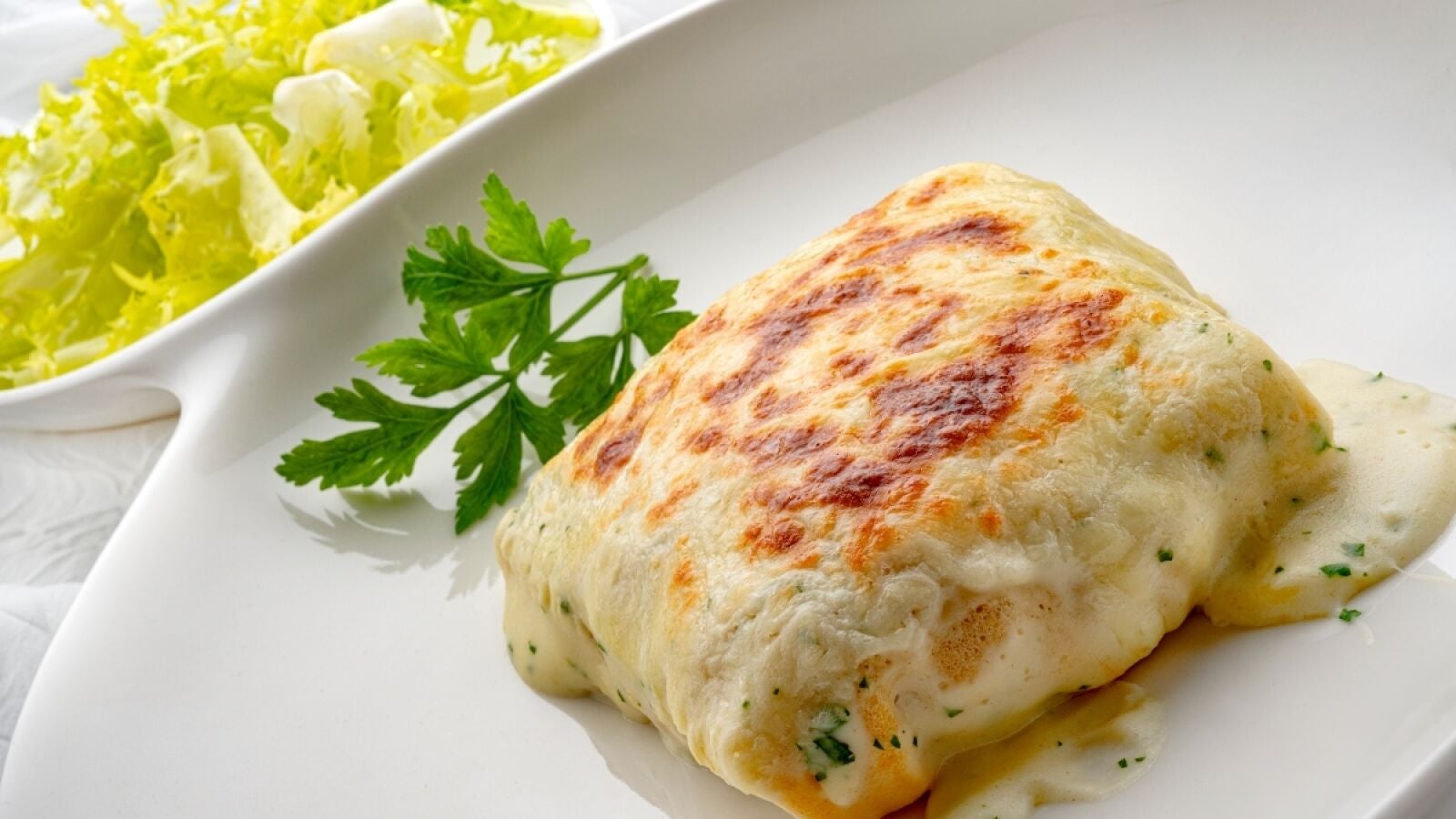 Karlos Arguiñano: receta equilibrada y jugosa de crepes de pavo y verduras gratinados