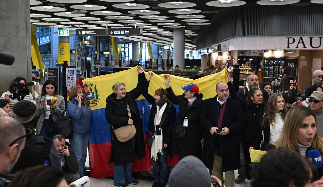 LLegan a Espa&ntilde;a los cinco presos espa&ntilde;oles liberados en Venezuela