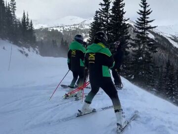 Los trillizos Rivers, la representaci&oacute;n de Jamaica en los JJOO de Milano-Cortina