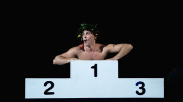 Daniel Illescas levanta al p&uacute;blico de El Desaf&iacute;o con una divertida performance deportiva 