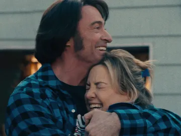 Hugh Jackman y Kate Hudson en Song Sung Blue: Canción para dos Hugh Jackman y Kate Hudson en Song Sung Blue: Canción para dos