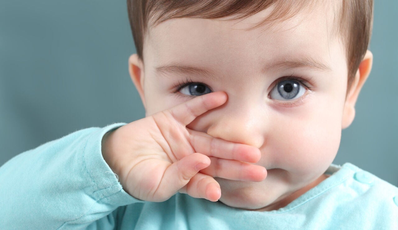 Ni&ntilde;o con mocos