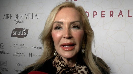 Carmen Lomana
