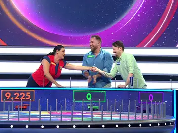 Concursantes de La ruleta de la suerte noche Concursantes de La ruleta de la suerte noche